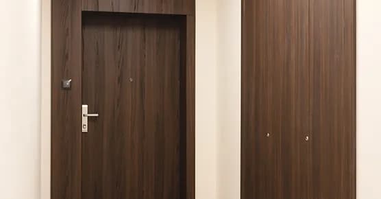 Jakie drzwi wewnętrzne do mieszkania w bloku wybrać, by zaoszczędzić? Jakie drzwi wewnętrzne do mieszkania w bloku wybrać, by zaoszczędzić?