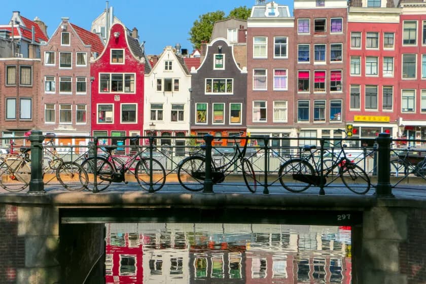 Ile kosztuje wynajem mieszkania w Amsterdamie? Odkryj wysokie ceny Ile kosztuje wynajem mieszkania w Amsterdamie? Odkryj wysokie ceny