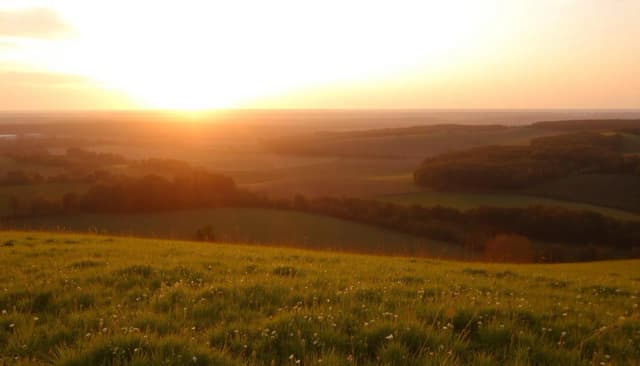 Ile kosztuje ar działki budowlanej na wsi? Sprawdź ceny i trendy Ile kosztuje ar działki budowlanej na wsi? Sprawdź ceny i trendy